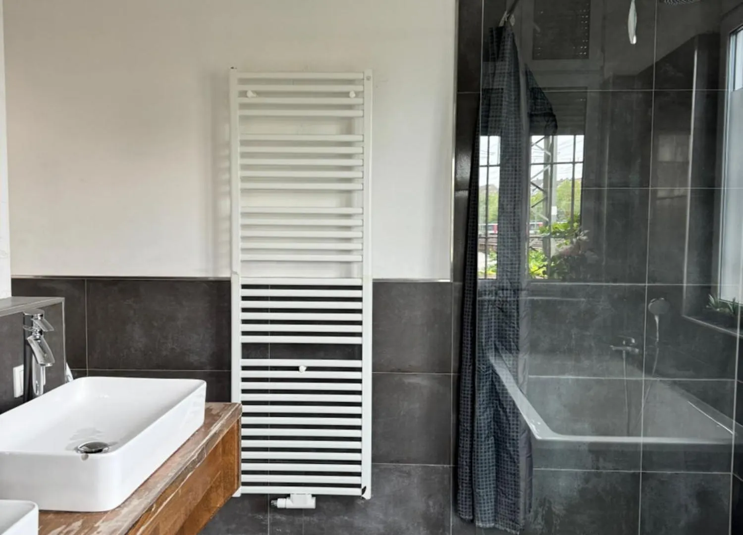 Heaven Homes - Im Herzen Der Hafenstadt Dusseldorf 0*,  Germany